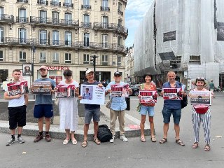 В Париже прошел пикет в поддержку российского уклониста, которому Франция отказала в убежищеВ 8-м округе Парижа прошел пикет в поддержку 22-летнего российского уклониста Даниила Мухаметова, сообщила корреспондентка «Новой-Европа». В пикете приняли участие 