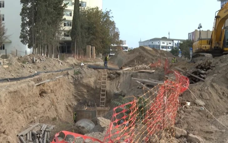 ב- Baku, בניית כביש שלא יטען שתי שדרות גדולות מתקרבת להשלמה. עקבו אחרי @mediaaznews