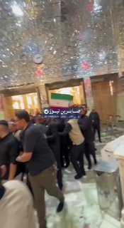 ארונות המתים של חללי המשפחה שלפנינו נהרגים בתוך החצר הקדושה של אל-חידרי