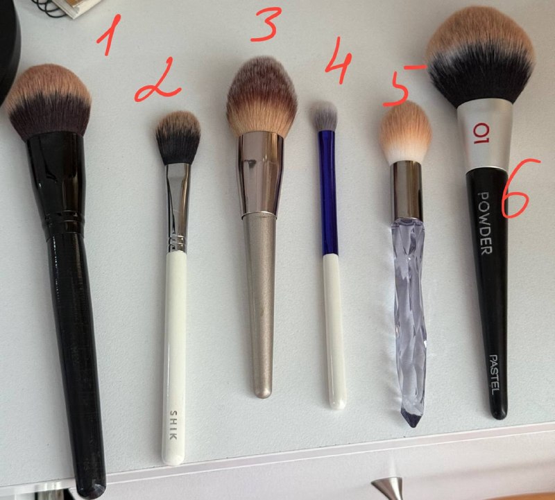 Кисти для макияжа — фото 1