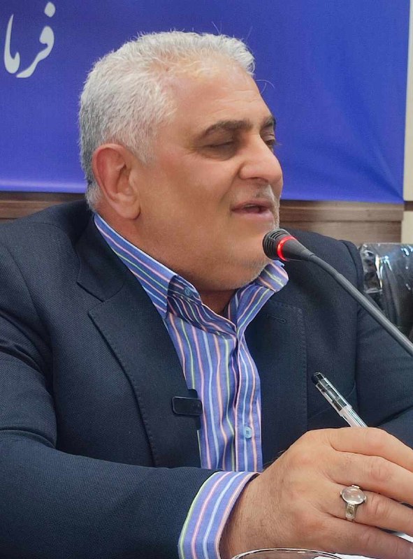 صدای تایباد: حسین جمشیدی، فرماندار شهرستان تایباد: دشمن به دنبال ناامید مردن مردم است، از خبرنگاران خواهش می کنم در میانه جنگ و در زم
