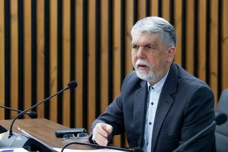 عصر ایران: فهرست چهرههای خارجنشین برای بازگشت به ایران روی میز وزارت ارشاد🔹تعلق ایرانیان خارج از کشور به وطنشان در این ایام بسیار