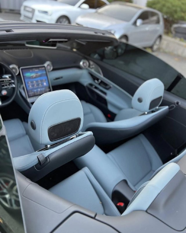SL63 AMG 4MATIC+ 4.0-L V8 BITURBO 585 HP 0-100 km/h 3.5 sec 8