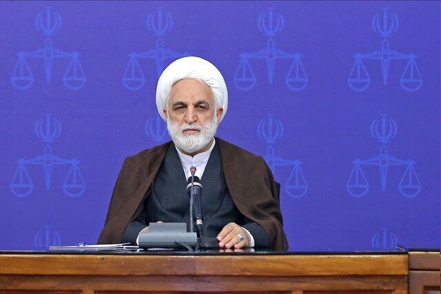 شمانیوز: 🔺اژهای: قوهقضائیه برای مجازات عناصری که بخواهند امنیت کشور را مخدوش کنند، قاطعتر از همیشه است🔹تحکیم امنیت و مقابله قا