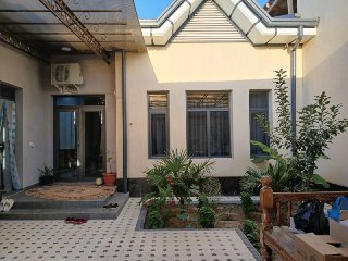 Turnkey house for sale. In Keles.