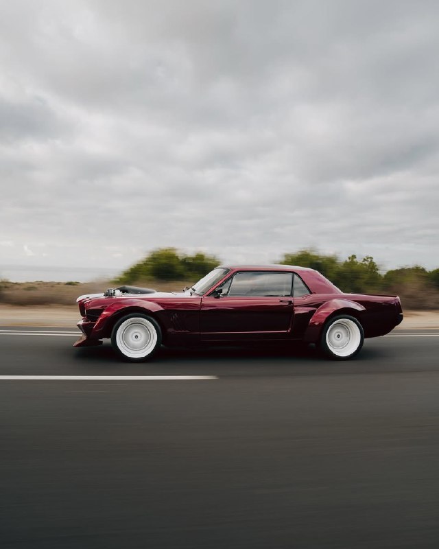 Ford Mustang 3