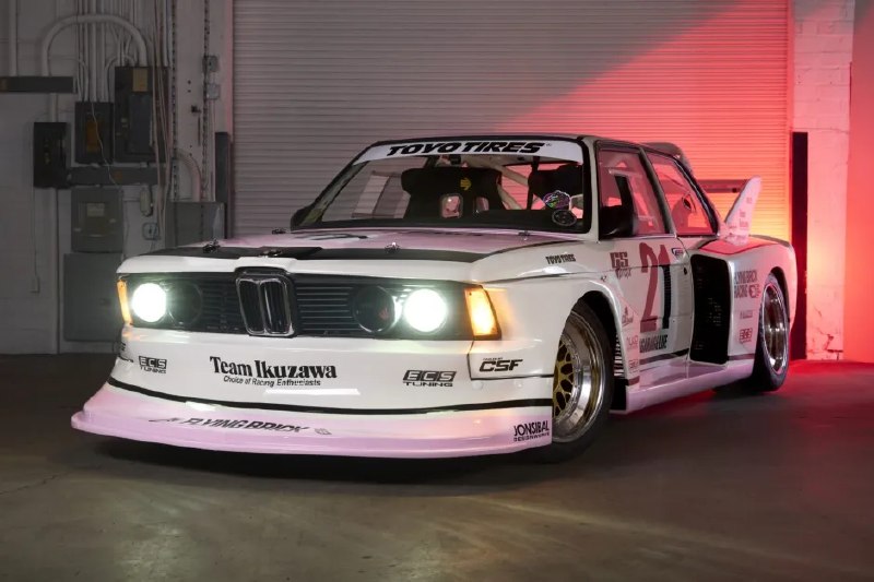 Когда в объявлении пишут «race car», обычно это либо фантазия, либо тюнинг “на к