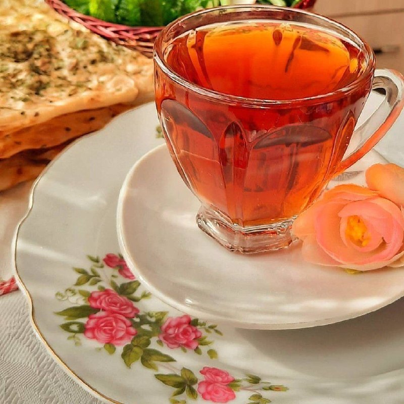 🌹👌سخنان ناب و پند آموز👌🌹: مهم نیست چقدر به دیگران نزدیکیم، مهم این است که هرکس باید به تنهایی با زندگی روبرو شود.✍️ اروین_یالوم@pand_e_nab