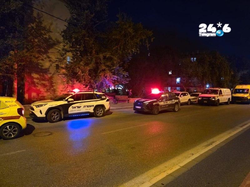 🇮🇱 Suspicion of attempted murder in Kiryat Haim: a woman was stabbed in her home and is in critical condition, her partner was arrested.
