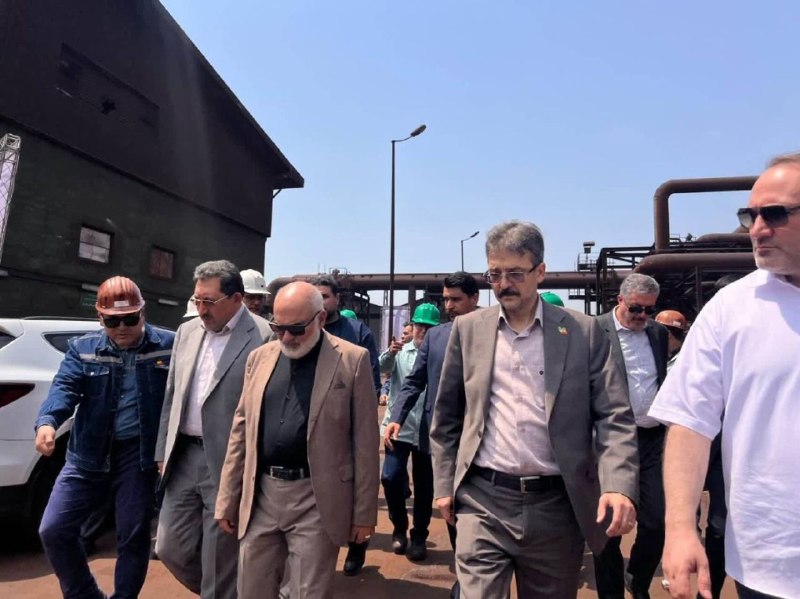 روزنامه ایران: ⭕️ بازسازی کامل خطوط آسیب دیده فولاد خوزستان در جنگ تحمیلی سوم🔹با حضور وزیر صنعت، معدن و تجارت، خطوط تولید آسیب‌دیده شرک