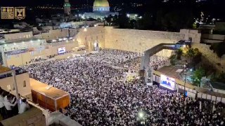 Channel 12 in Hebrew: