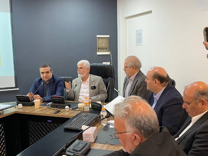 تریبون مجلس: ❇️هشدار سخنگوی کمیسیون بهداشت ودرمان در خصوص حذف گوشت و لبنیات از سفره خانوارها 🔸اسحاقی در جلسه کمیسیون بهداشت و درمان م