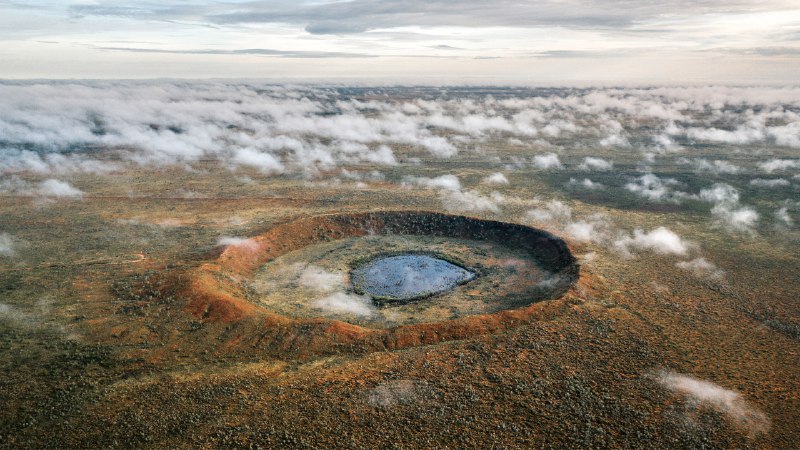 Rock-solid defenseWolfe Creek Crater, Australia (© Abstract Aerial Art/Getty Images)