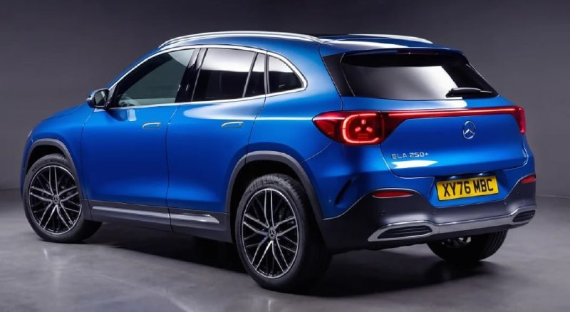Новый Mercedes GLA станет электрическим 2