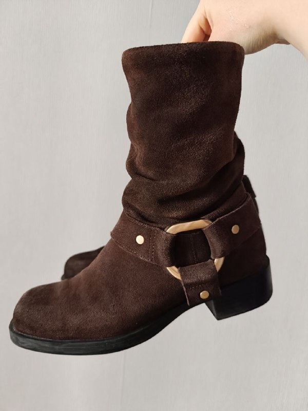 Сапоги Stradivarius 👢