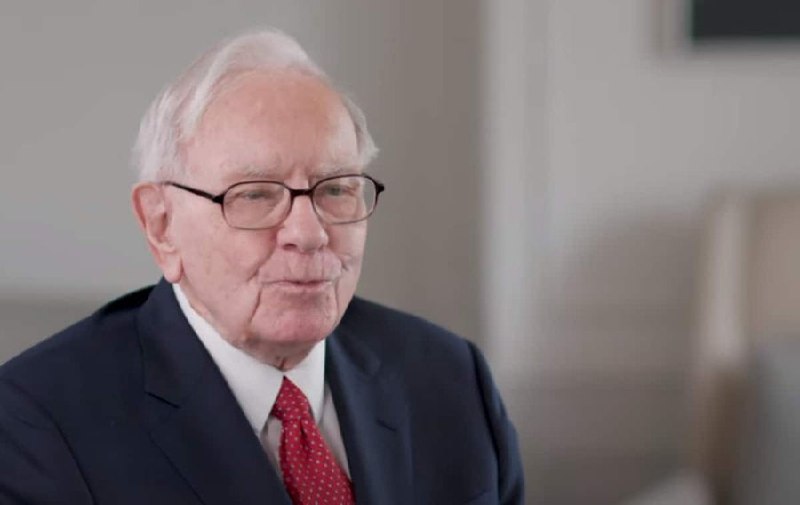 Warren Buffett resigns as chairman of Berkshire Hathaway