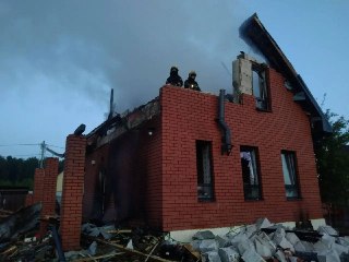 ⚡️ 556 БПЛА за ночь атаковали Россию, в том числе — более 70 БПЛА сбиты на пути к Москве, есть погибшие, здания и промышленные объекты поврежденыМинобороны России отчиталось об отражении 556 украинских беспилотников за ночь (данные на период с 22:00 часов 