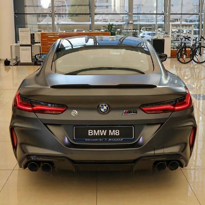 BMW M8 Competition 7