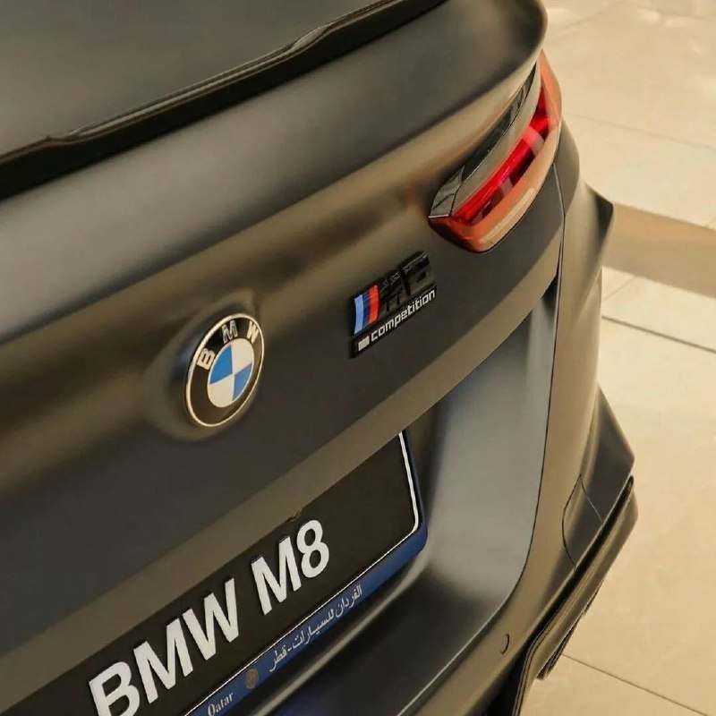 BMW M8 Competition 3