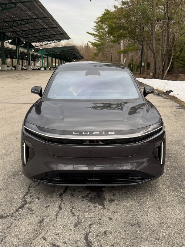 Lucid Gravity Grand Touring 2026 года