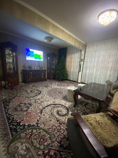 Квартира сотилади 5 хонали элоктроапарат темурбеклар мактаби ропараси