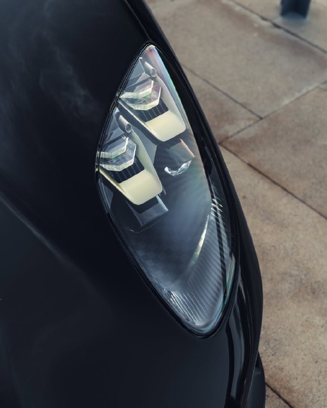 Aston Martin Valhalla 2026 года — один из всего 999 экземпляров 8