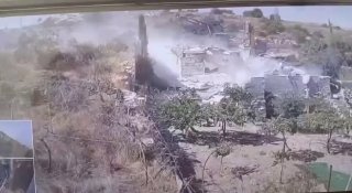 الاحتلال يهدم منزلاً في فرش الهوى بالخليل
