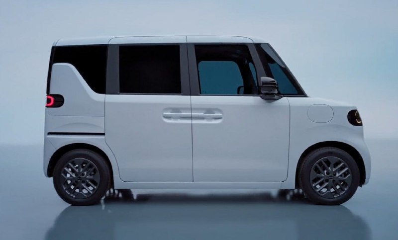 BYD раскрыл салон электрокей-кара для Японии 2