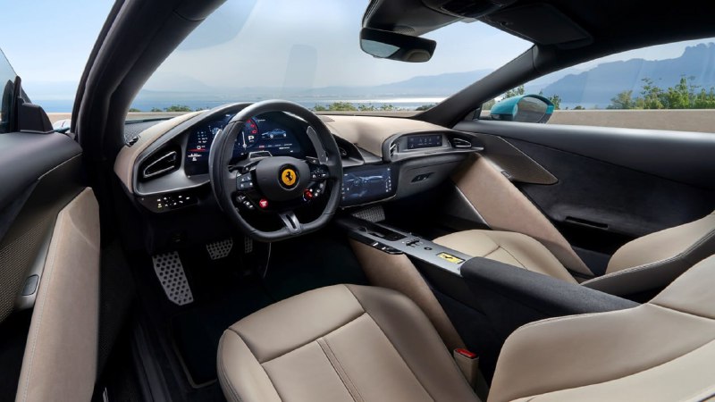Ferrari представила гранд-турер Amalfi — преемник Roma 6