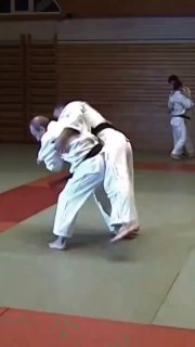 היום הוא יום המאמן ברוסיה. בשנה שעברה, כדי לעודד את הספורטאים והמאמנים של וולוגדה, הוקם אות הכבוד של המושל…