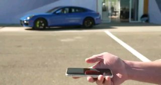 Работа активной подвески на новом Porsche PanameraСердцем системы Рorsche Active