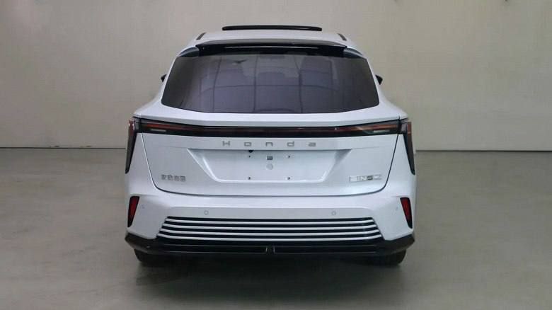 Это новая Honda e:NS2. Опубликованы первые живые фото 2