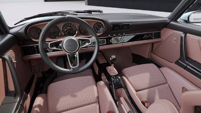 Singer показал рестомод Porsche 911 с мощным «атмосферником». 5