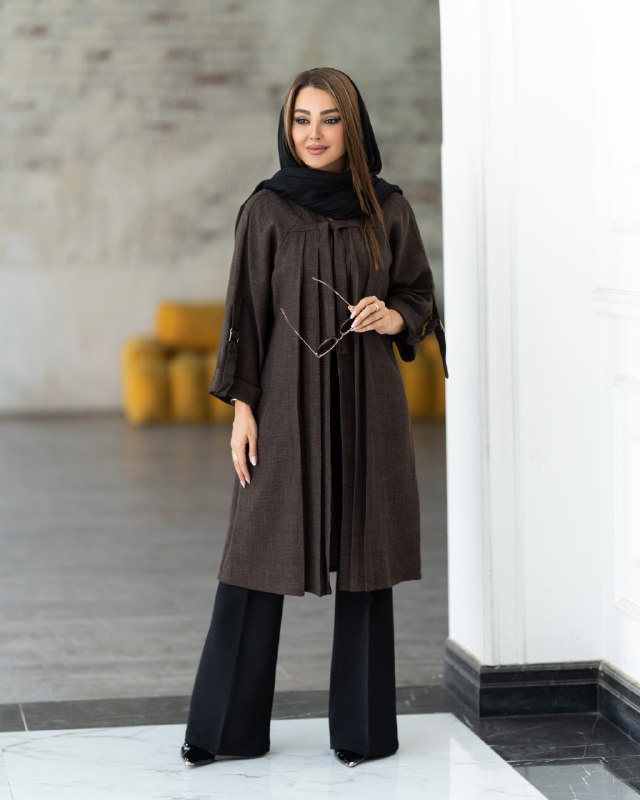 تولید وپخش مانتو خاکسار: 🌞کالکشن تابستان ۱۴۰۵🌞📢👑مدل: #سایه #شانتونمدل سایه شانتون🧵جنس پارچه : لینن شانتون درجه یک🧥توضیح مدل : +استین سگگ، یقه بند