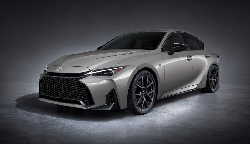 Компания Lexus обновила седан ISРестайлинговый Lexus IS получил обновлённый диза
