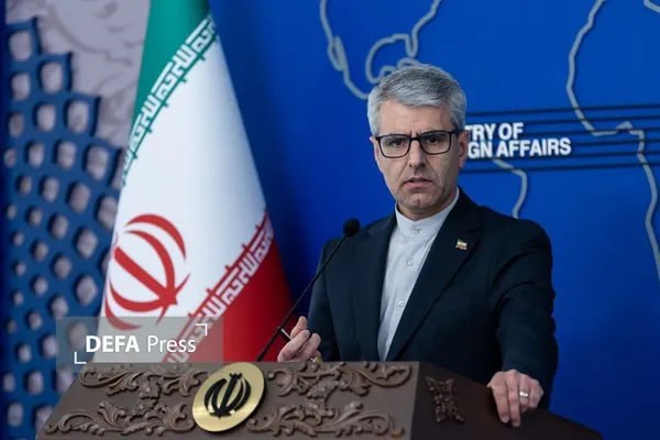 خبرگزاری دفاع مقدس: 💢بقایی: اقدام فرانسه در اخراج دیپلماتهای ایرانی غیرقابل توجیه است🔸سخنگوی وزارت امور خارجه گفت: به محض اینکه احساس کردیم