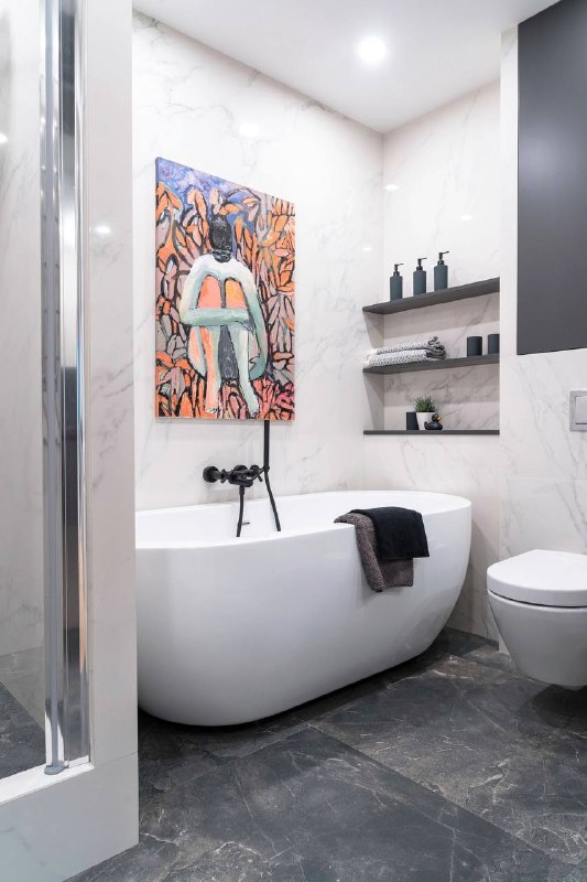 Современная квартира для молодой девушки. Дизайнер оформила интерьер в котором каждая деталь - от неоновой вывески до светильника-послания - говори... - изображение 9 - молодой, современная, квартира