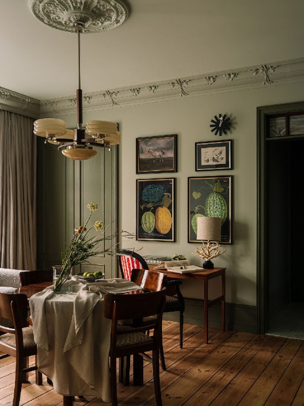 В этом интерьере всё подбрано со смыслом. Красивая зелёная палитра создает спокойное настроение, а деревянные детали добавляют теплоты. Множество к... - изображение 5 - этом, интерьере, всё