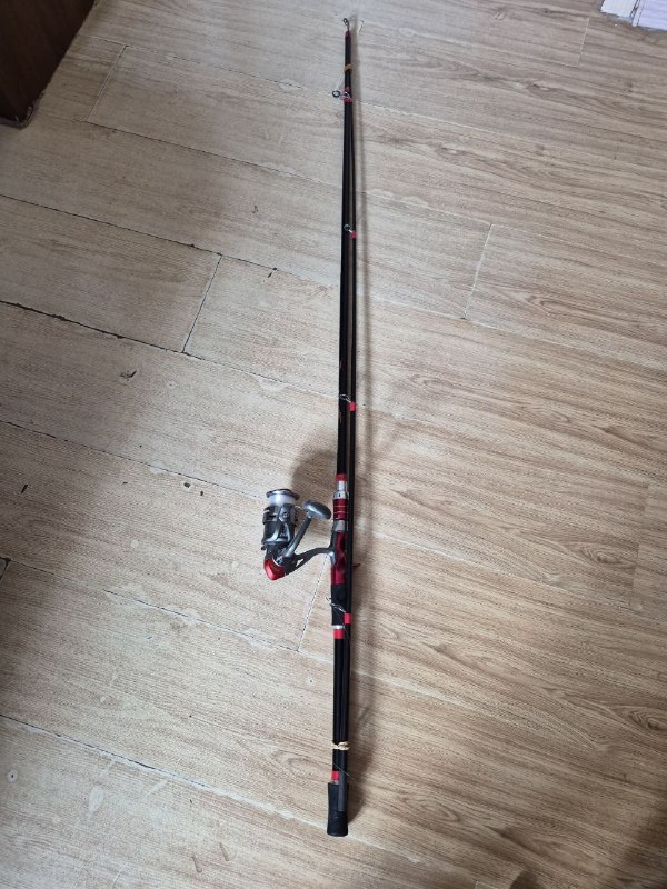 Продаётся рыболовное удилище с катушкой
