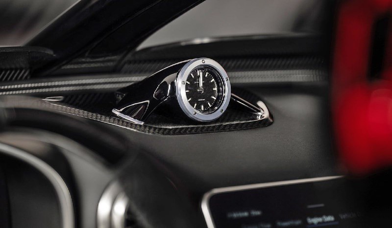 Подразделение Mercedes-AMG представило лимитированный спидстер PureSpeed 6