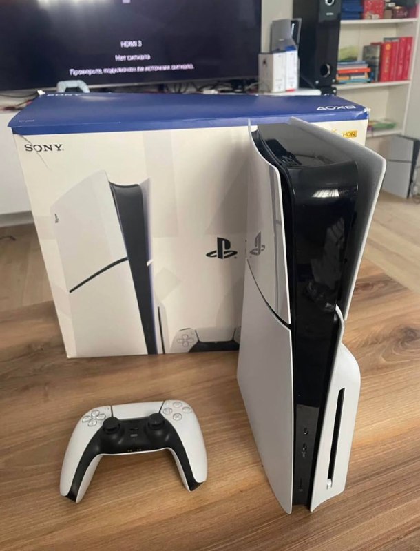 Продаю PlayStation 5 slim 1TB почти не использован чек гарантия коробка в идеальном состоянии 1250 л — фото 1