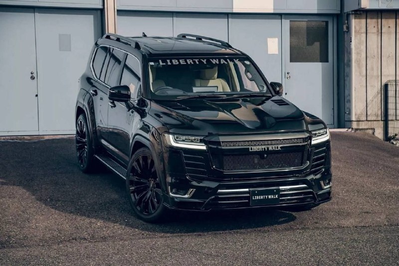 Liberty Walk разработал обвес для Toyota Land Cruiser 300https://t.me/sochiautop