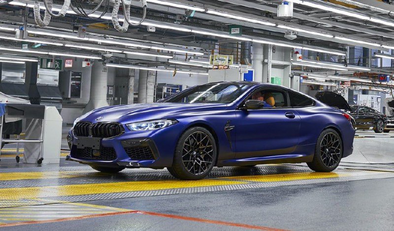 Компания BMW прекратит производство гранд-турера M8 1