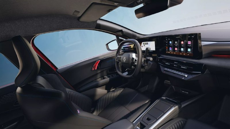 Новый Renault Clio поступил в продажу 5