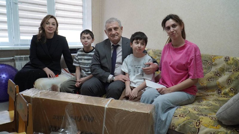 В преддверии Нового Года заместитель Председателя Правительства Дагестана фото