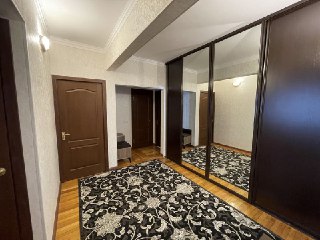 Сдаётся в аренду 4-комнатная квартира рядом метро Ойбек (Айбек, ZTE).