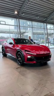 Ferrari Purosangue 135 000 000 р.