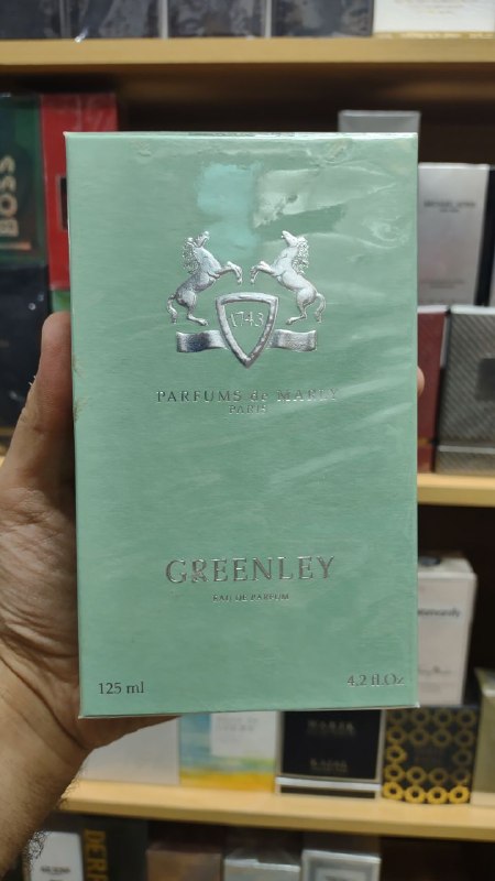 عطر خاطره: Parfums de marly greenley 125 ml👞 مردانه❄️ خنک🪵 🍋 چوبی مرکباتینت های غالب :سیب سبز ، برگاموت ، خزهhttps://www.fragrantic
