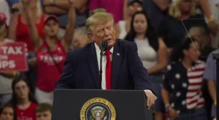 🇺🇸🇨🇺 Trump says that after Iran he will also take care of Cuba:.