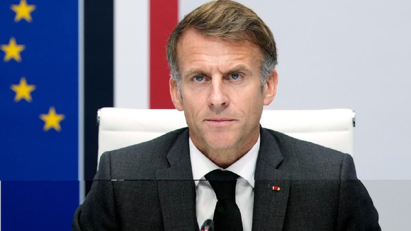 Live - France: Macron chairs the Defense Council meeting and receives representatives of high school students in the Elysee.